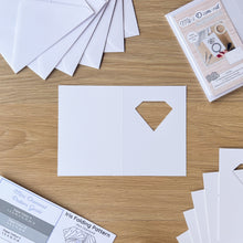 Load image into Gallery viewer, diamond card aperture