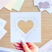 Load image into Gallery viewer, Floral heart aperture