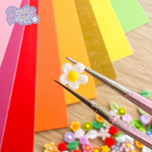 Load image into Gallery viewer, Mini white resin flower