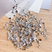 Load image into Gallery viewer, Pearl Gem Mix – Silver Jewels, 3-8mm, 15g – Craft Embellishments