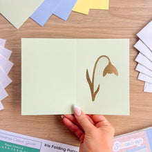 Load image into Gallery viewer, Mini Snowdrop Card Apertures A6 (Pack of 6) | Coloured Card Blanks &amp; Envelopes x6
